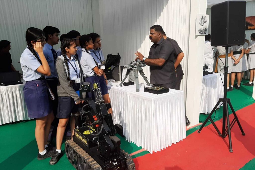 Students witnessed the exhibition on arms and ammunition held at Maharashtra Police Headquarters, Mumbai